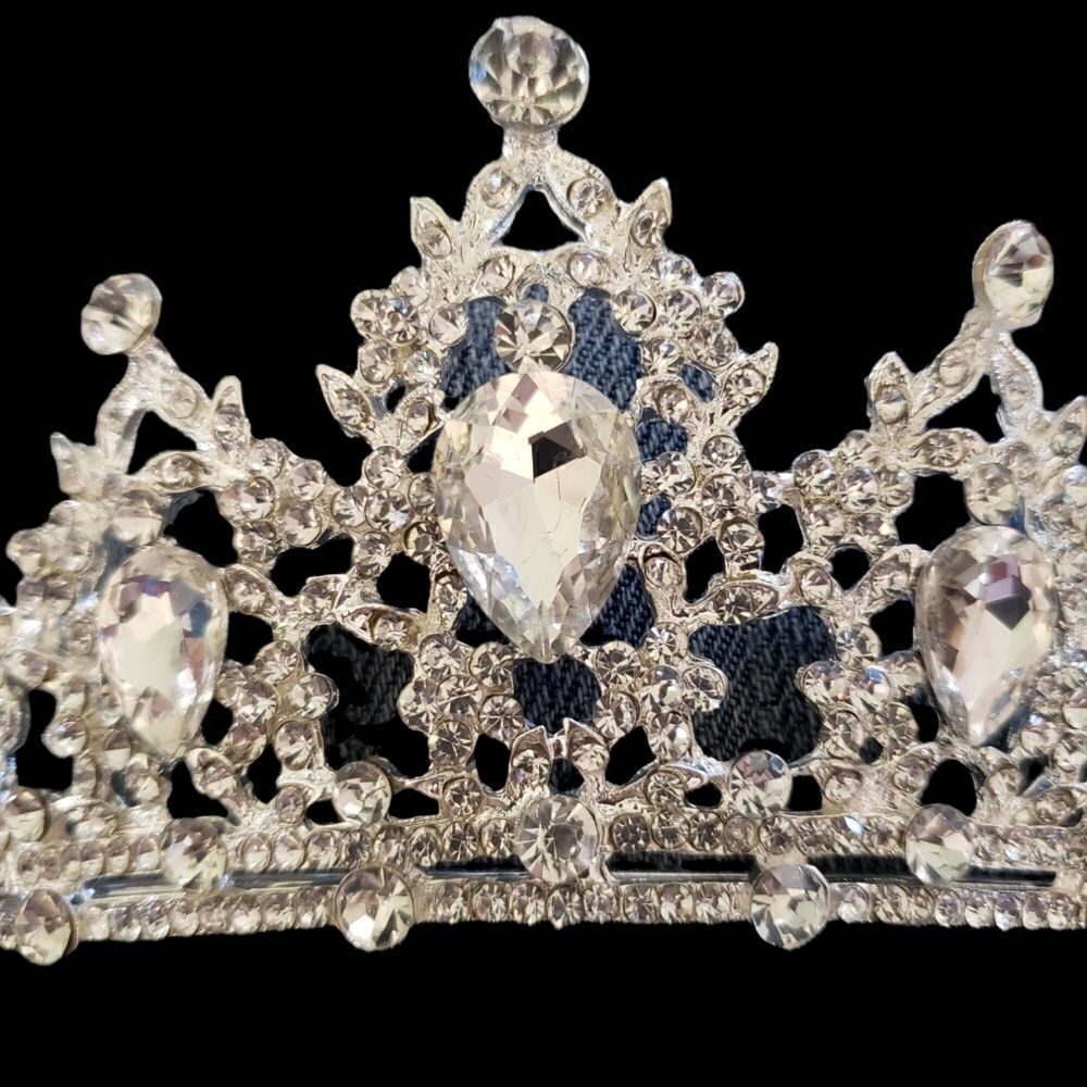 Wedding tiera silver tone and rhinestones. - Picture 3 of 3